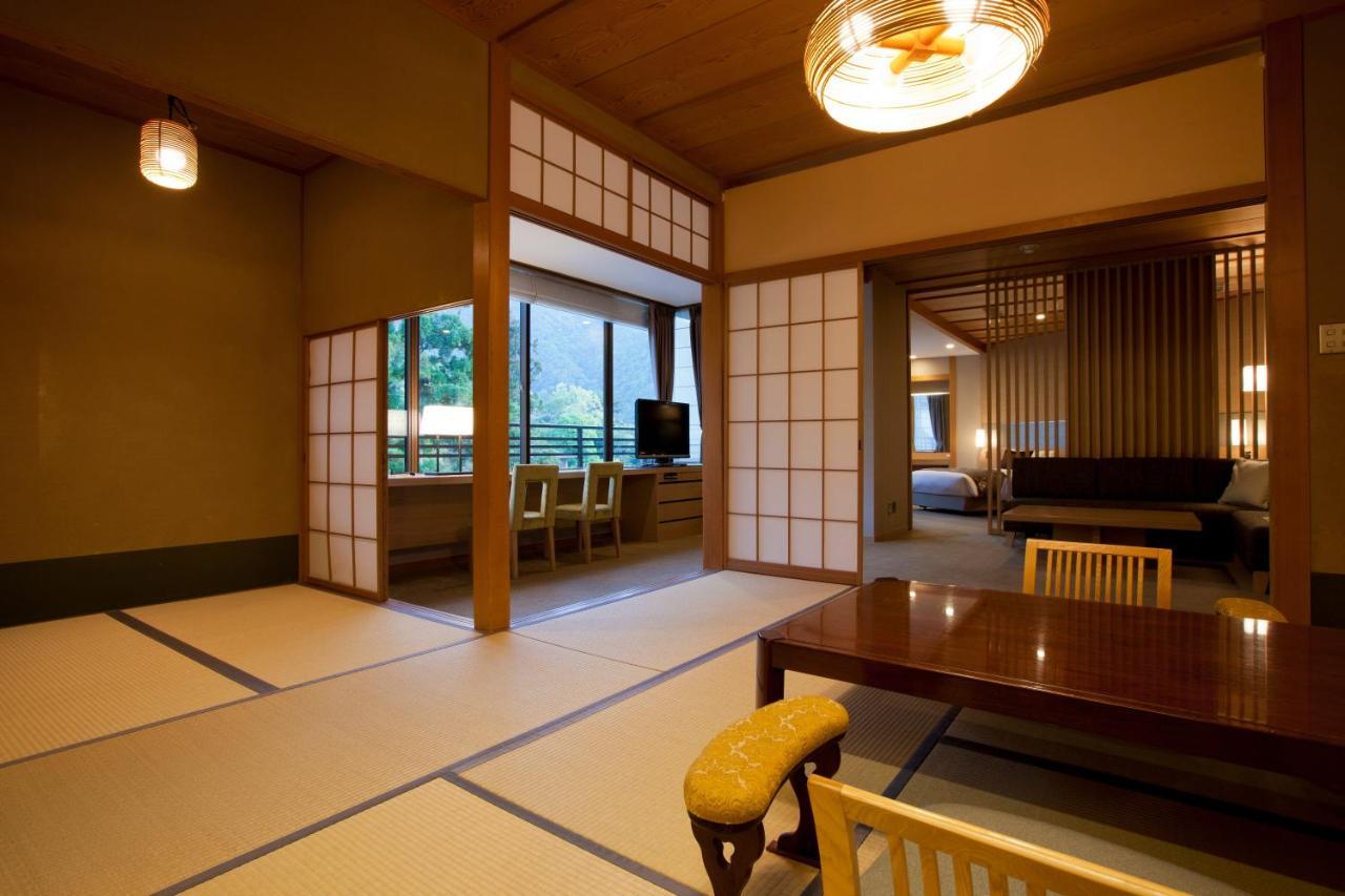 Miyajima Grand Hotel Arimoto Hatsukaichi Extérieur photo
